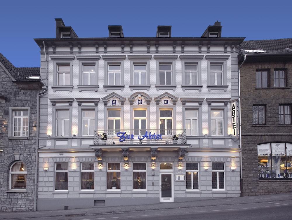 Design-Hotel Zur Abtei Ахен Экстерьер фото