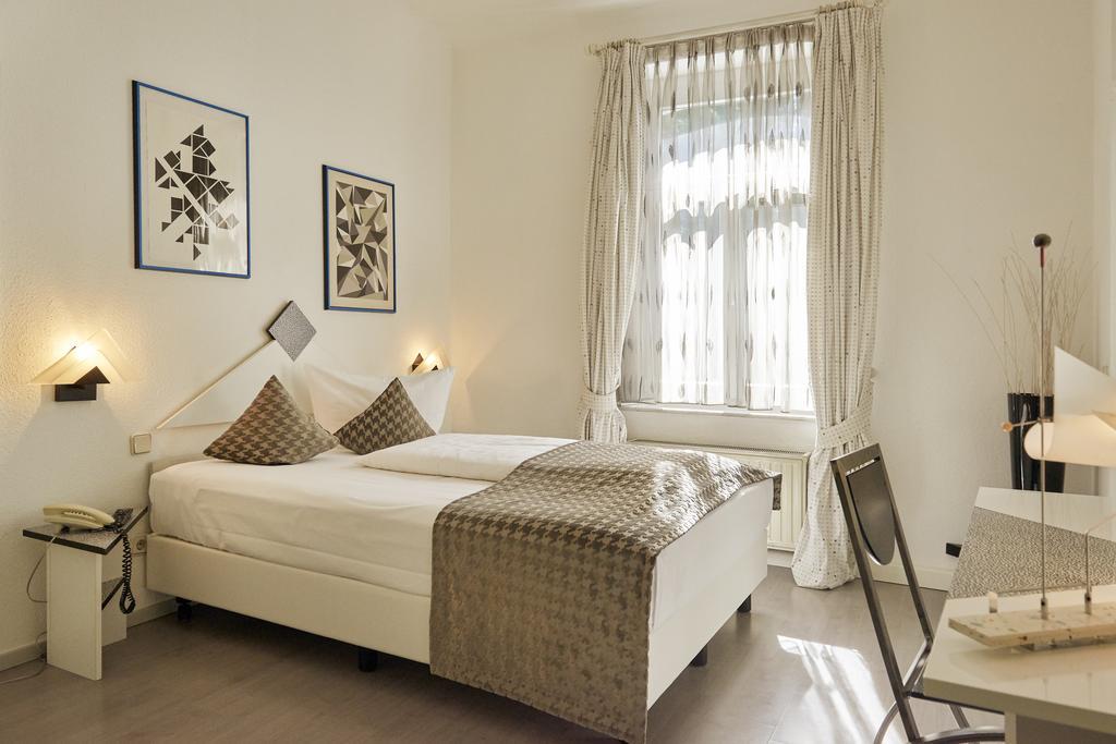Design-Hotel Zur Abtei Ахен Экстерьер фото